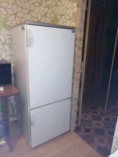 Лот: 21179175. Фото: 1. Бирюса 18. Читаем описание. Холодильники, морозильные камеры