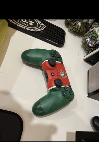 Лот: 19823192. Фото: 1. Геймпад PlayStation 4. Аксессуары для игровых приставок, консолей, геймпады