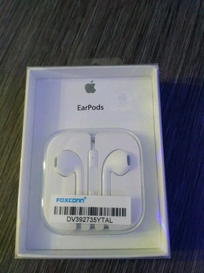 Лот: 12830761. Фото: 1. Наушники EarPods. Красноярск