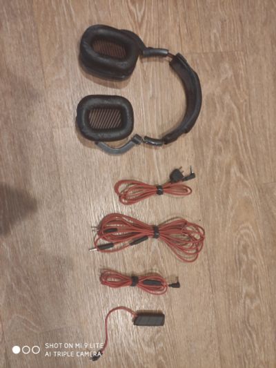 Лот: 15585507. Фото: 1. Наушники Polk Audio Striker Pro... Наушники, гарнитуры