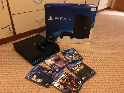 Лот: 16920282. Фото: 1. PS4 Pro / Sony PlayStation 4 Pro. Игровые приставки, консоли