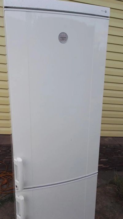 Лот: 8431370. Фото: 1. Холодильник Electrolux. Холодильники, морозильные камеры