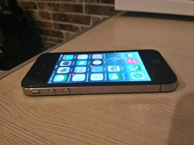 Лот: 6816803. Фото: 1. iPhone 4 8Gb (черный). Смартфоны