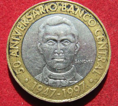Лот: 18933037. Фото: 1. Доминикана 5 песо, 1997 г. 50... Остальные страны