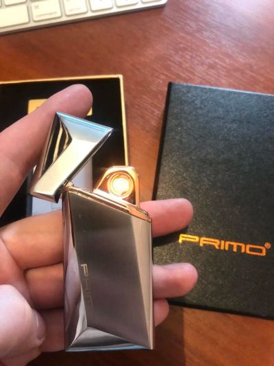 Лот: 11249326. Фото: 1. USB зажигалка Primo Silver в подарочной... Зажигалки, спички, пепельницы