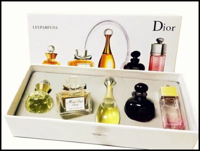 Лот: 10740467. Фото: 1. Подарочный набор духов dior 5в1. Другое (красота и здоровье)