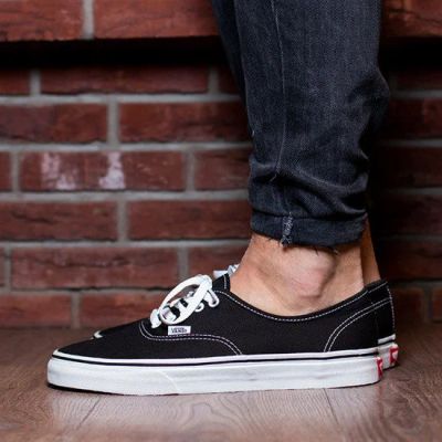 Лот: 11450425. Фото: 1. Мужские кеды Vans Authentic. Кеды, кроссовки, слипоны