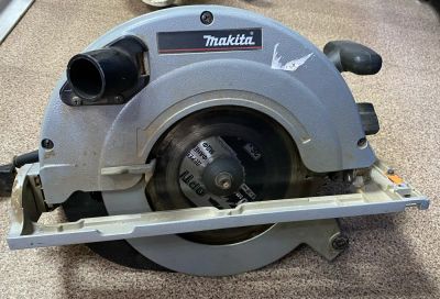 Лот: 20317386. Фото: 1. Дисковая пила Makita 5903R, 2000... Электроинструмент