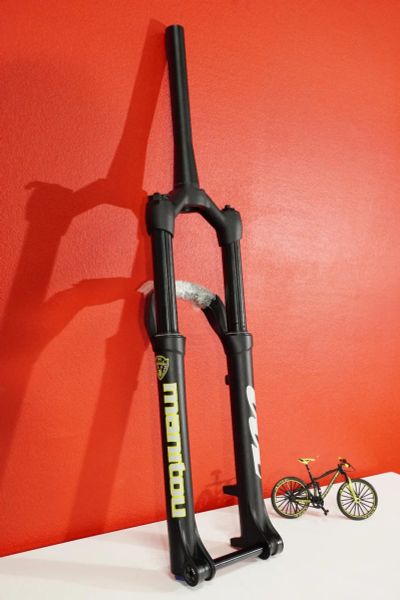 Лот: 17672555. Фото: 1. Новая вилка Manitou Markhor 27... Запчасти
