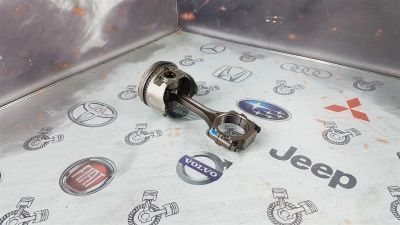 Лот: 23590266. Фото: 1. Поршень с шатуном Mitsubishi Emeraude... Двигатель и элементы двигателя