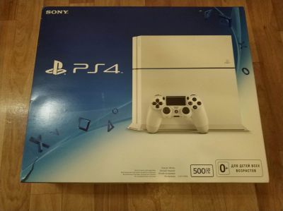 Лот: 12535920. Фото: 1. Игровая консоль Sony PlayStation... Игровые приставки, консоли