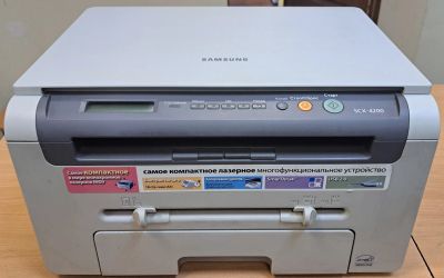 Лот: 25525755. Фото: 1. МФУ Samsung SCX-4200 (принтер... МФУ и копировальные аппараты