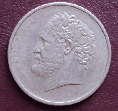 Лот: 4433118. Фото: 1. Иностранная монетка (А163). Остальные страны