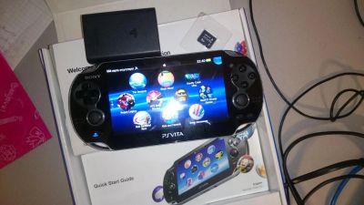Лот: 5575797. Фото: 1. PS vita black WI-FI много игр. Игровые приставки, консоли