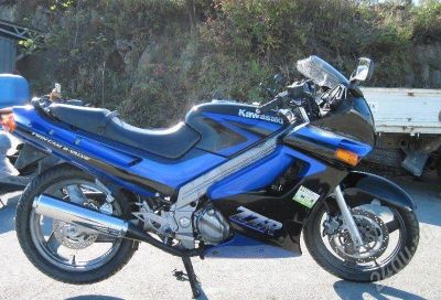 Лот: 566318. Фото: 1. KAWASAKI ZZR250. Мотоциклы