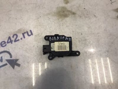 Лот: 21709718. Фото: 1. сервопривод заслонки печки Hyundai... Двигатель и элементы двигателя