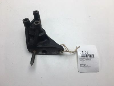 Лот: 20395875. Фото: 1. Кронштейн опоры двигателя Toyota... Двигатель и элементы двигателя