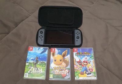 Лот: 18040865. Фото: 1. Nintendo switch + 3 игры + чехол. Игровые приставки, консоли