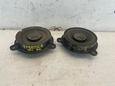 Лот: 24627617. Фото: 1. динамики Renault Fluence L30R. Двигатель и элементы двигателя