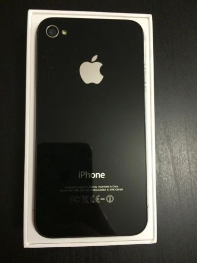 Лот: 8267029. Фото: 1. iphone 4s 8gb. Смартфоны