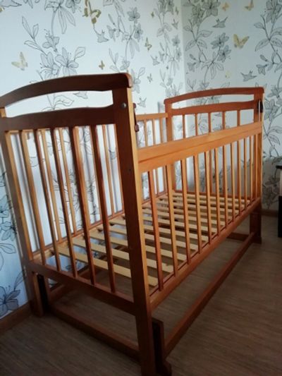 Лот: 14457991. Фото: 1. Детская кроватка. Детские кровати и кроватки