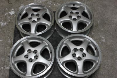 Лот: 6515087. Фото: 1. 1. Диски Subaru Оригинал серебристые... Диски