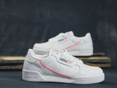 Лот: 12964191. Фото: 1. Кроссовки Adidas Continental 80... Кеды, кроссовки, слипоны