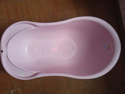 Лот: 16880500. Фото: 1. Ванна детская розовая. Детская гигиена