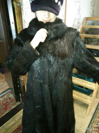 Лот: 10776502. Фото: 1. Шуба нутриевая длинная. Верхняя одежда