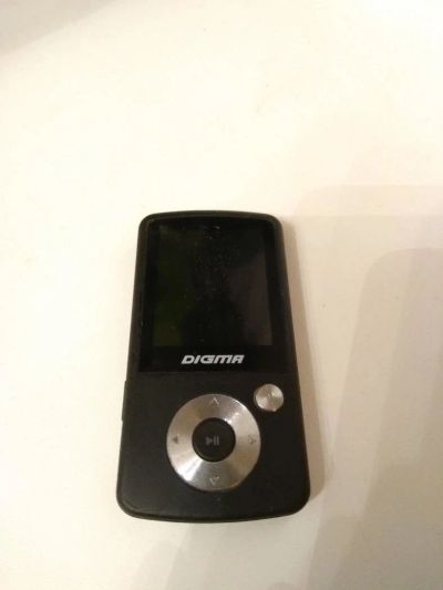 Лот: 10553495. Фото: 1. DIGMA B2 8GB. Плееры