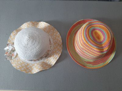 Лот: 19172405. Фото: 1. Две летние шляпки для девочки. Головные уборы