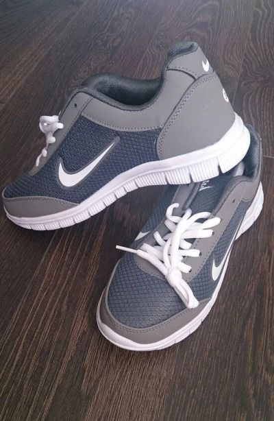 Лот: 4364147. Фото: 1. Кроссовки Nike. Кеды, кроссовки, слипоны