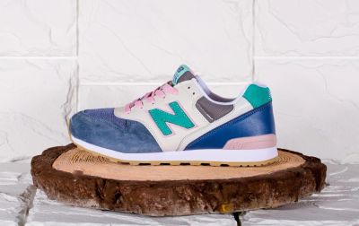 Лот: 10823991. Фото: 1. Кроссовки женские New Balance... Кеды, кроссовки, слипоны