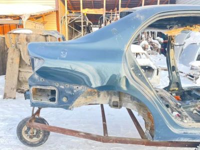 Лот: 25071844. Фото: 1. крыло toyota corolla ZRE151L. Двигатель и элементы двигателя