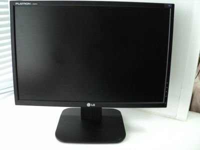 Лот: 16073193. Фото: 1. Монитор LG Flatron L192WS. ЖК-мониторы
