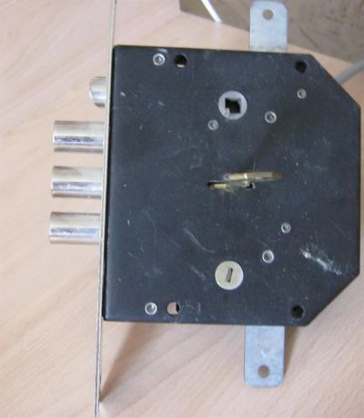 Лот: 3953577. Фото: 1. Замок врезной с двумя ключами. Замки