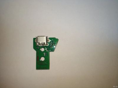 Лот: 14998484. Фото: 1. PS4 USB модуль JDS-040. Запчасти для игровых приставок, консолей