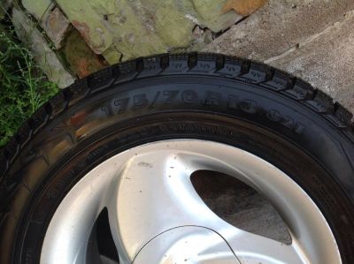 Лот: 4404769. Фото: 1. Комплект 175/70 R13 Nokian Hakka... Шины на дисках