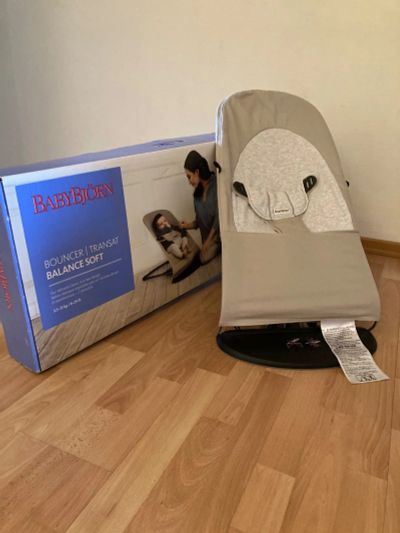 Лот: 16866112. Фото: 1. Кресло-шезлонг BabyBjorn. Другое (дети растут)