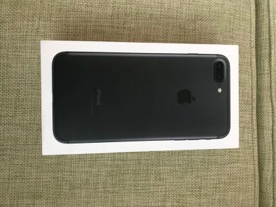 Лот: 10140787. Фото: 1. IPhone 7 Plus 128 Gb Black РСТ. Смартфоны