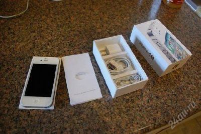 Лот: 1953698. Фото: 1. Apple Iphone 4s 16gb white. Смартфоны