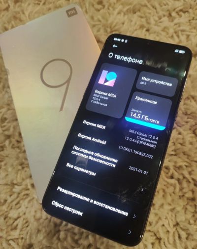 Лот: 18729226. Фото: 1. Смартфон Xiaomi Mi 9 6/128 Piano... Смартфоны