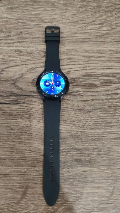 Лот: 25225582. Фото: 1. Смарт-часы Samsung Galaxy Watch4... Смарт-часы, фитнес-браслеты, аксессуары