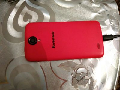 Лот: 11025782. Фото: 1. Lenovo S820. Смартфоны