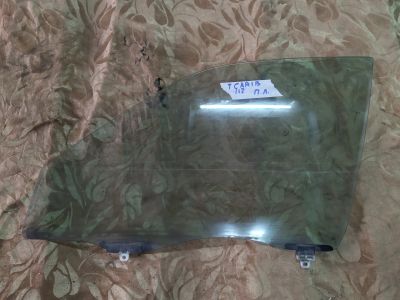 Лот: 18391659. Фото: 1. Стекло Toyota Corolla и caribe... Другое (автозапчасти)