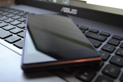 Лот: 10839928. Фото: 1. SONY Xperia Z1 (C6903) Оригинал... Смартфоны