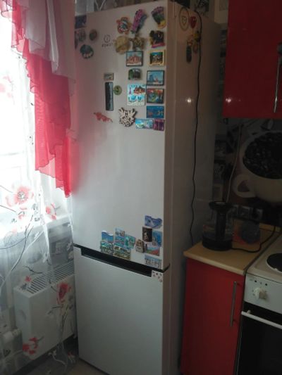 Лот: 15763098. Фото: 1. Холодильник indesit df5200w (неисправен... Холодильники, морозильные камеры