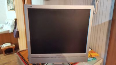 Лот: 18369010. Фото: 1. Монитор philips 170b6 полосит. ЖК-мониторы