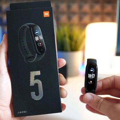 Лот: 16304919. Фото: 1. Xiaomi mi band 5. Смарт-часы, фитнес-браслеты, аксессуары