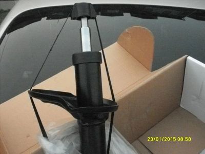 Лот: 7971918. Фото: 1. стойки Hyundai Tucson. Ходовая, подвеска, рулевое управление